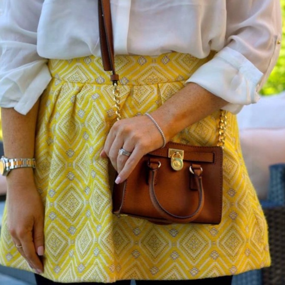 Michael Kors Hamilton mini handbag chain purse. - Picture 4 of 9